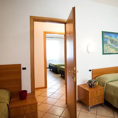 Hotel La Toscana *