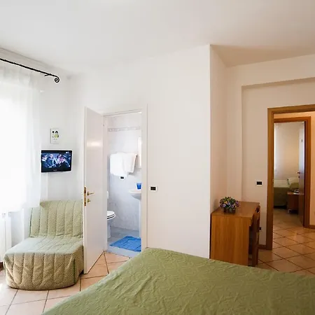 La Toscana Hotel *