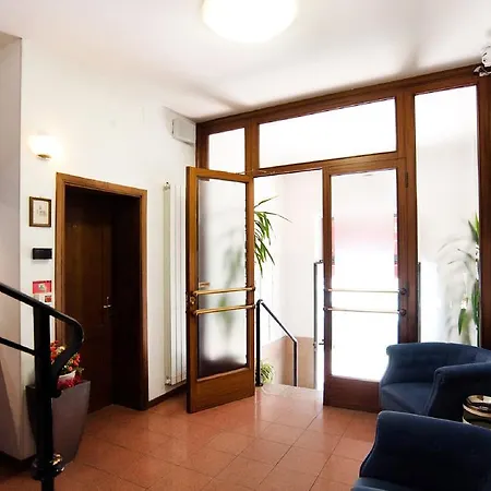 Hotell La Toscana *